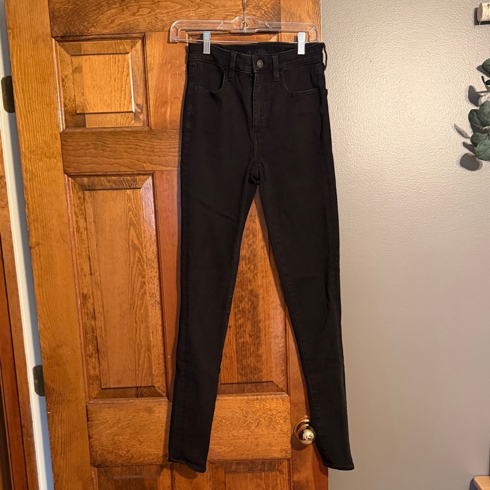American Eagle super hi-rise jegging
“The dream Jean”